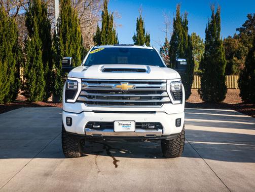 2024 Chevrolet Silverado 3500 High Country