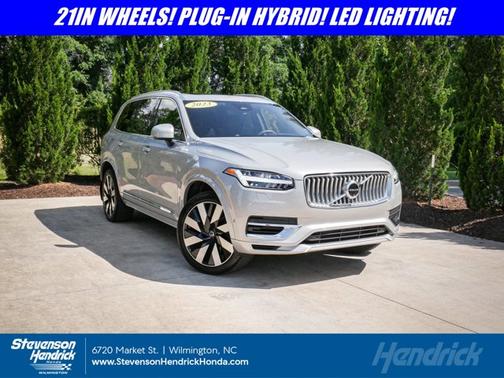2024 Volvo XC90 Recharge Plug-In Hybrid Ultimate Bright Theme