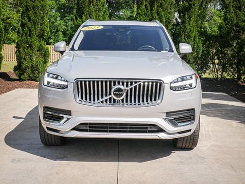 2024 Volvo XC90 Recharge Plug-In Hybrid Ultimate Bright Theme