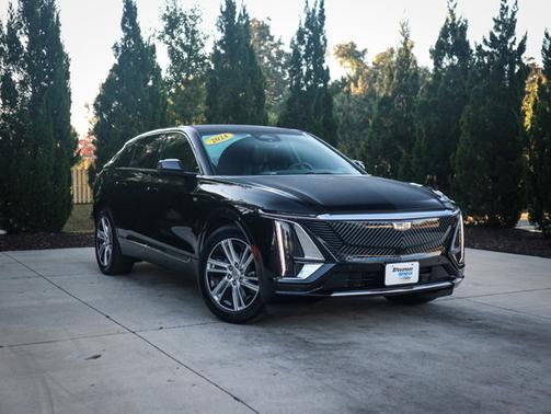 2024 Cadillac LYRIQ Tech