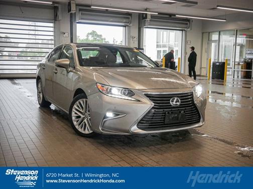 2016 Lexus ES 350 Base