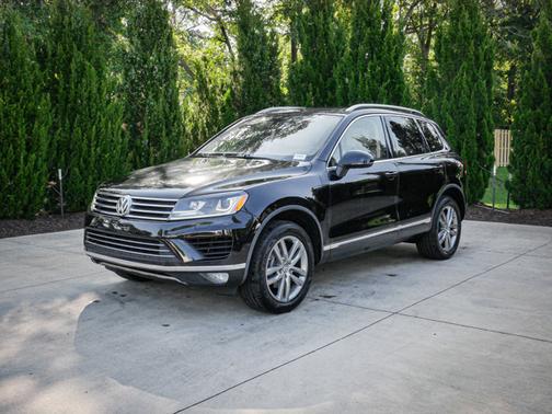 2015 Volkswagen Touareg Lux