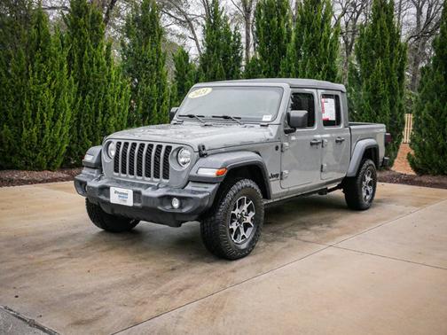 2021 Jeep Gladiator Sport