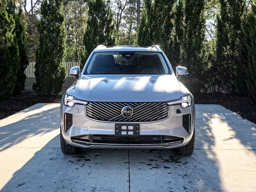 2025 Volvo XC90 Plus