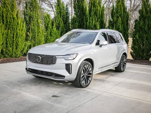 2025 Volvo XC90 Plus