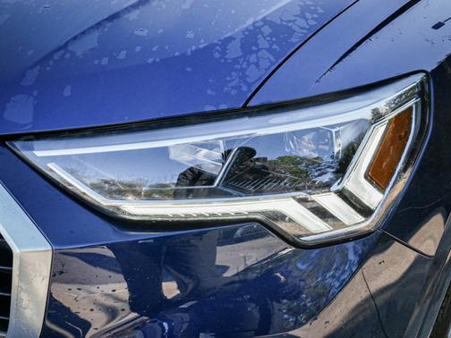 2024 Audi Q3 S line Premium