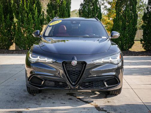 2024 Alfa Romeo Stelvio Veloce