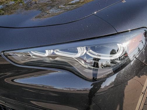 2024 Alfa Romeo Stelvio Veloce