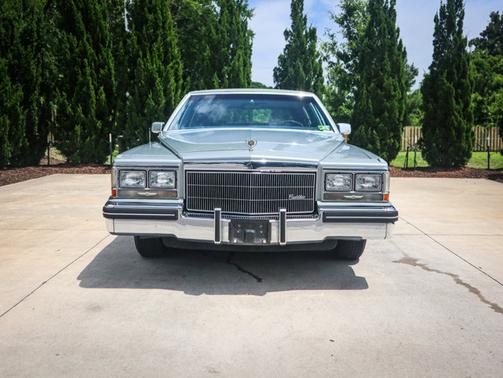 1984 Cadillac Fleetwood