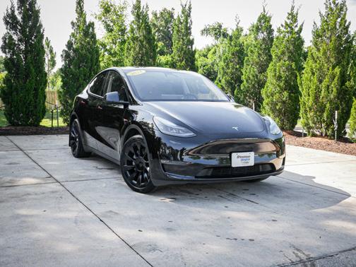 2024 Tesla Model Y Long Range