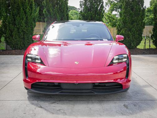 2024 Porsche Taycan