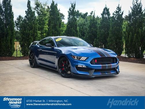 2017 Ford Shelby GT350 Base