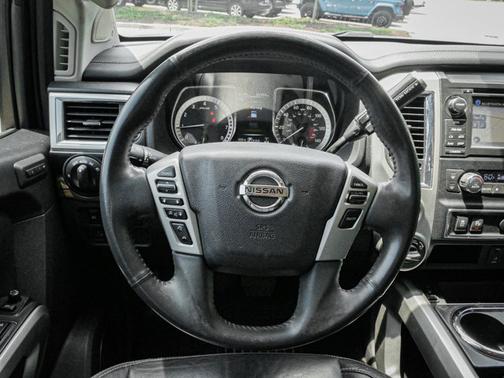 2018 Nissan Titan SL