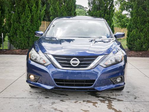 2017 Nissan Altima 2.5 SR