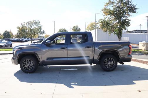 2023 Toyota Tundra Platinum Hybrid