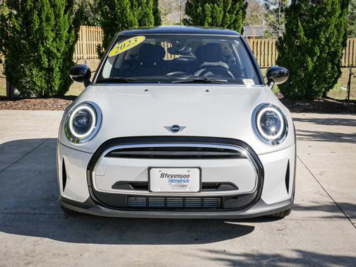 2023 MINI Hardtop Cooper