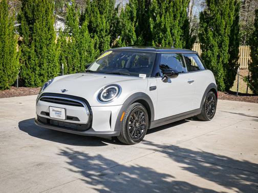 2023 MINI Hardtop Cooper