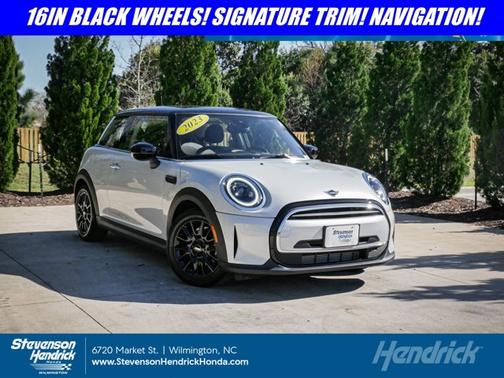 2023 MINI Hardtop Cooper