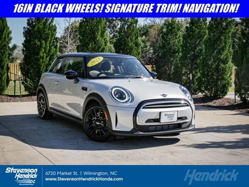 2023 MINI Hardtop Cooper