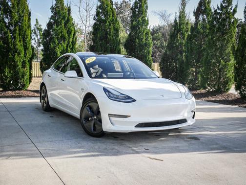 2020 Tesla Model 3 Standard Range