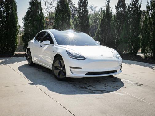 2020 Tesla Model 3 Standard Range