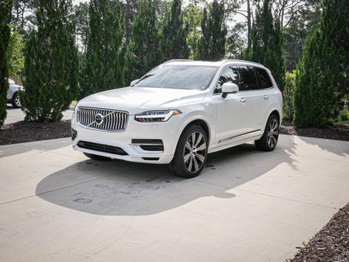 2022 Volvo XC90 Recharge Plug-In Hybrid Inscription
