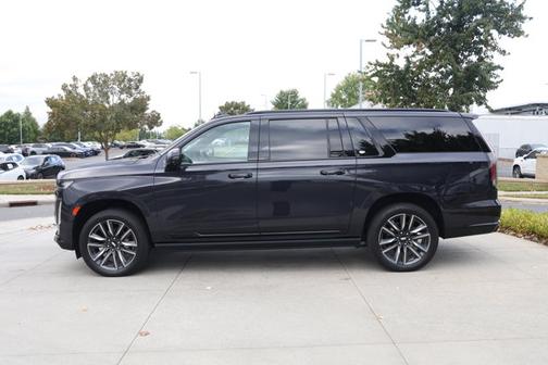 2023 Cadillac Escalade ESV 4WD Sport