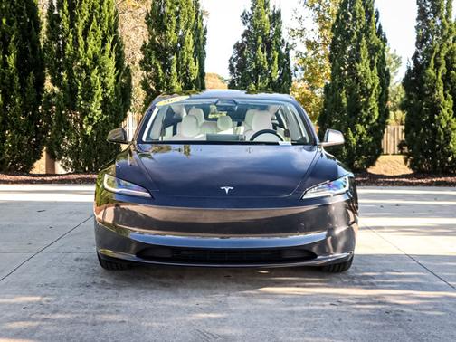 2025 Tesla Model 3 Long Range