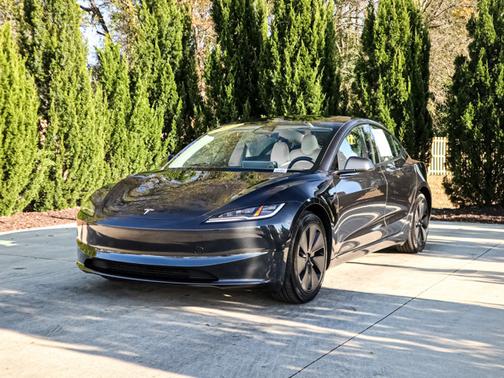 2025 Tesla Model 3 Long Range