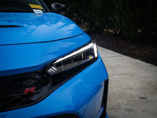 2025 Honda Civic Type R Base (M6)