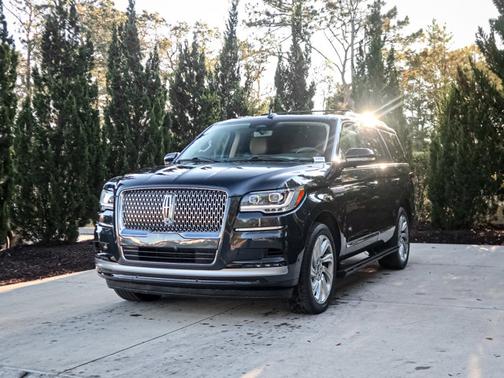 2024 Lincoln Navigator Premiere