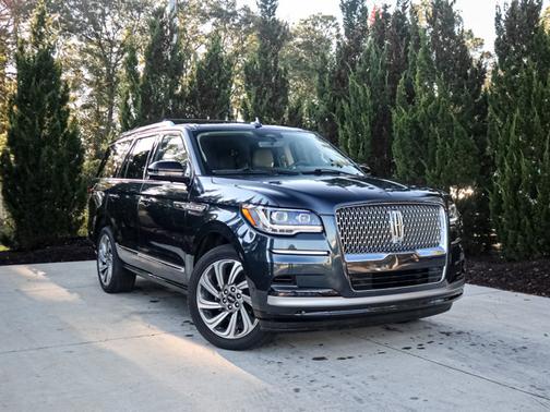 2024 Lincoln Navigator Premiere