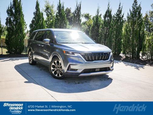 2022 Kia Carnival EX