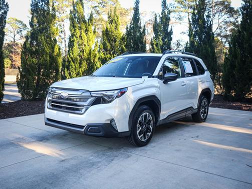 2025 Subaru Forester Premium