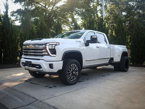 2024 Chevrolet Silverado 3500 High Country