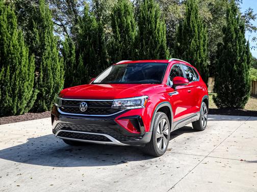 2024 Volkswagen Taos SE