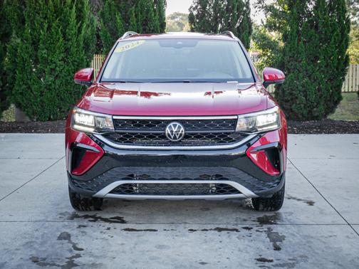 2024 Volkswagen Taos SE
