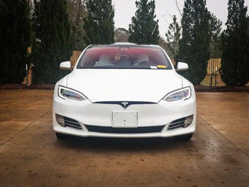 2020 Tesla Model S Long Range