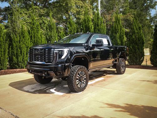 2024 GMC Sierra 2500 Denali