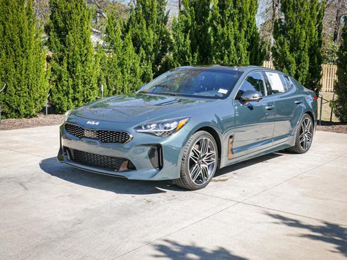 2022 Kia Stinger GT2