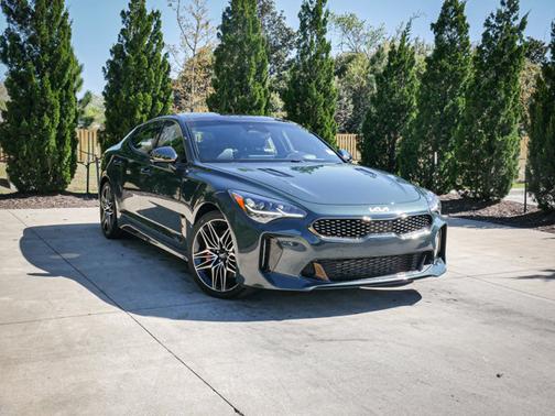 2022 Kia Stinger GT2