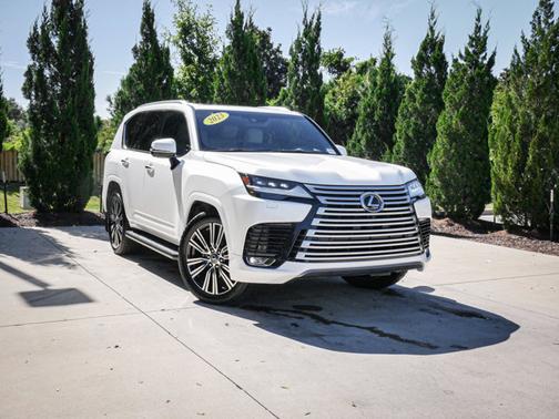 2023 Lexus LX 600 Luxury
