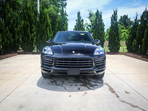 2019 Porsche Cayenne Base