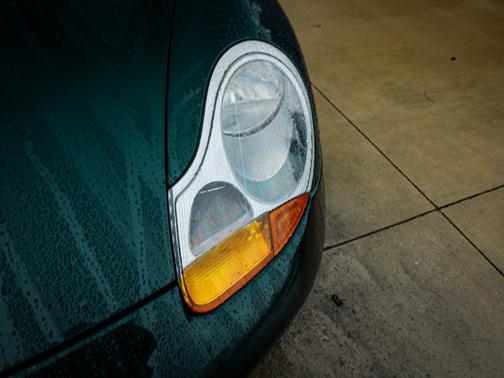 1999 Porsche 911 Carrera (M6)