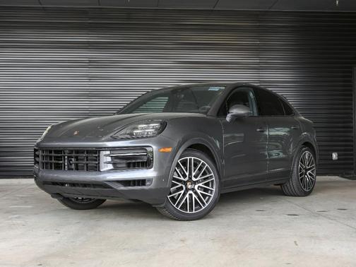 2025 Porsche Cayenne AWD