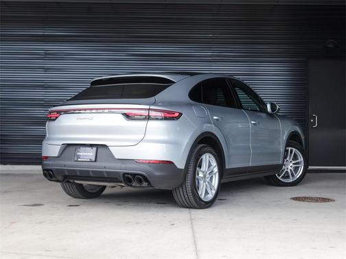 2022 Porsche Cayenne S Coupe AWD