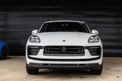 2024 Porsche Macan T