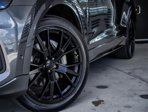 2021 Audi Q8 55 Premium Plus