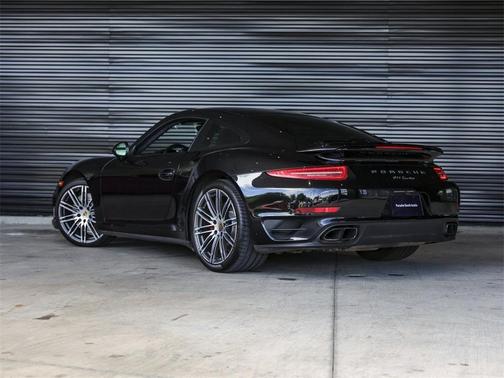 2015 Porsche 911 Turbo