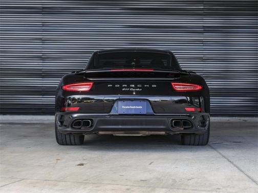 2015 Porsche 911 Turbo